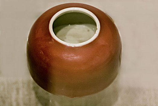 陶瓷器皿静物工艺品展览