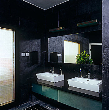 墙壁,现代,浴室,排列,黑色,砖瓦