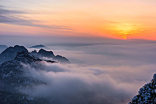 黄山风光日出日落云海