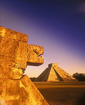 卡斯蒂略金字塔,金字塔,奇琴伊察,遗址,尤卡坦半岛,墨西哥