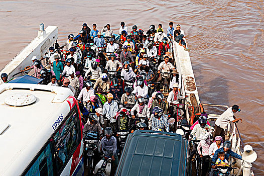 拥挤,渡轮,乘客,交通工具,金边,柬埔寨,印度支那,东南亚,亚洲
