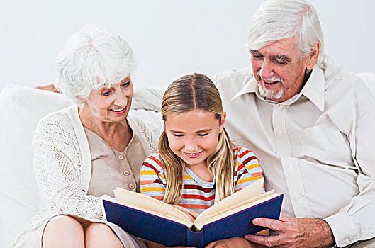 孙女,读,书本,祖父母,沙发