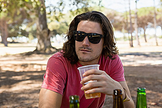 男人,墨镜,啤酒,公园,男青年