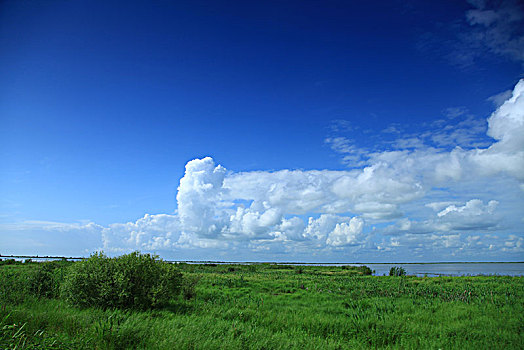 镜泊湖乡村农田