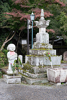 日本比叡山西教寺明智光秀家族墓地