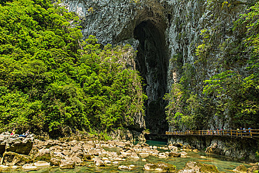 自燃山水