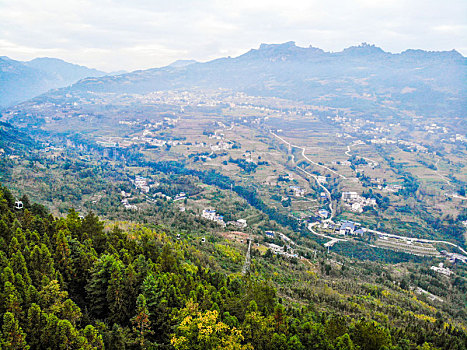 航拍湖北恩施大峡谷云龙地缝景区