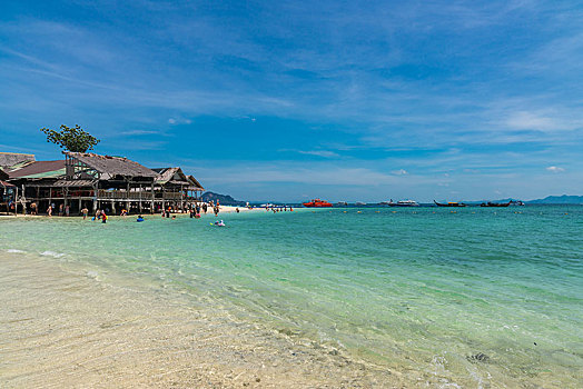 泰國藍鉆島沙灘日間美景