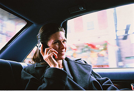职业女性,手机,出租车