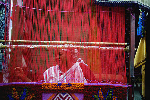 女人,编织,地毯,织布机,摩洛哥
