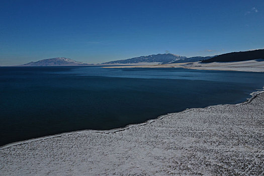 新疆博州,赛里木湖冬季之恋