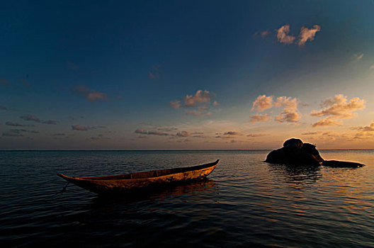 传统,马尔加什,船,靠近,海滩,日落,马达加斯加,非洲