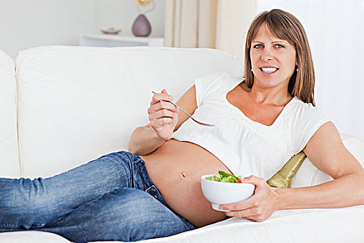 孕妇,吃饭,沙拉