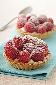 树莓,奶油冻,点心