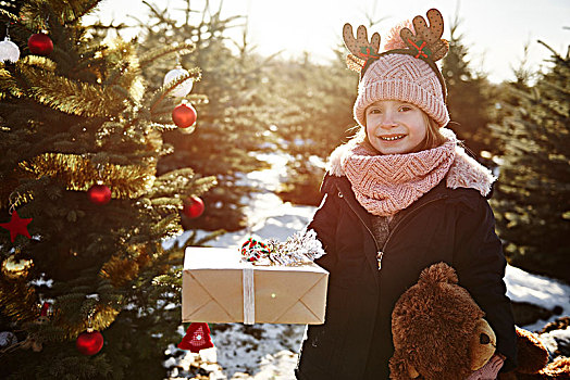 女孩,圣诞树,树林,戴着,鹿角,头像