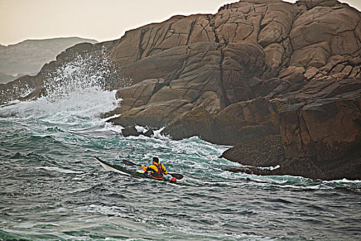 皮划艇手,波浪,碰撞,堤岸,纽芬兰,加拿大