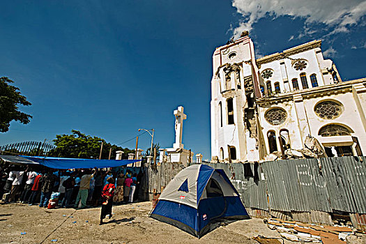 haiti,port,au,prince,tents,of,refugees,in,front,our,lady,the,assumption,cathedral,destroyed,and,ruin,after,earthquake