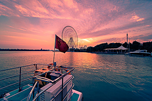 苏州金鸡湖夜景