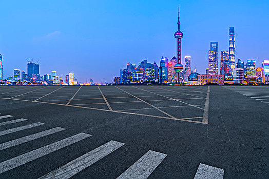 地面划线和上海建筑