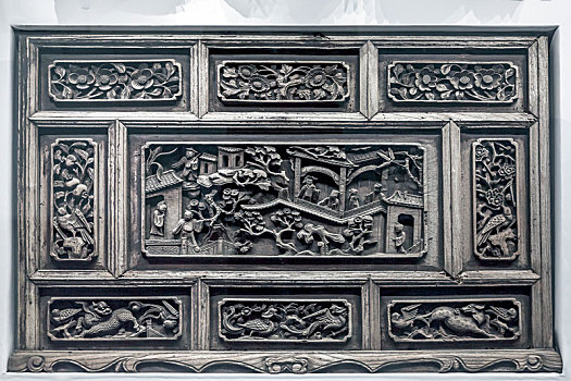 徽派建筑清代木雕人物窗栏板,安徽博物院馆藏