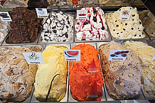 意大利,意大利冰淇淋,陈列柜,马尔切斯内,加尔达湖,威尼托