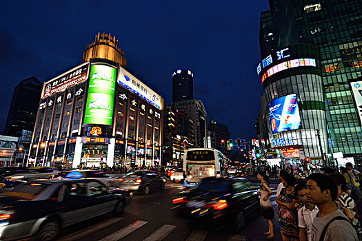 八佰伴商圈夜景