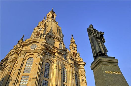 马丁-路德,纪念建筑,正面,圣母教堂,圣母大教堂,德累斯顿,萨克森,德国,欧洲