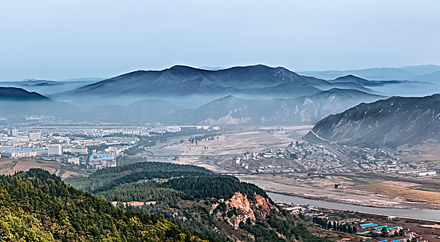 吉林省图们市图们江峡谷外滩自然景观