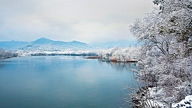 杭州西湖冬天雪景