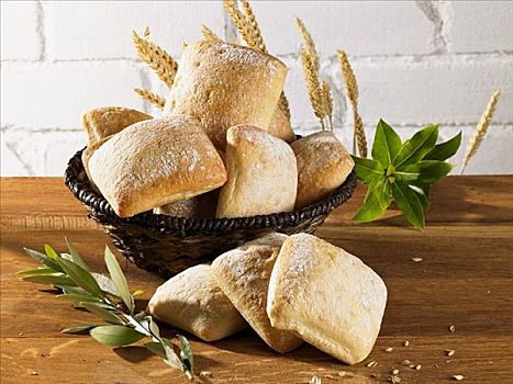 意大利拖鞋面包,面包筐