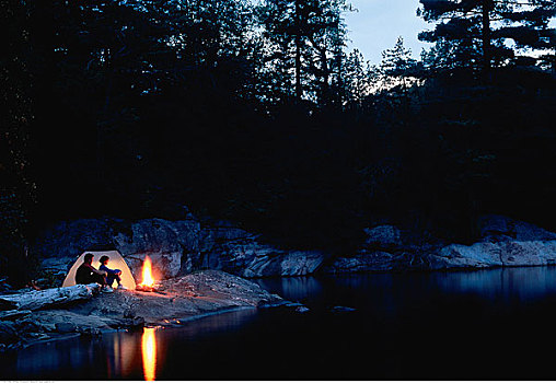 伴侣,露营,黄昏,靠近,安大略省,加拿大