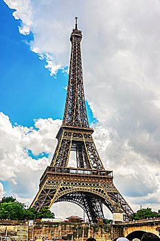 法国巴黎埃菲尔铁塔全景