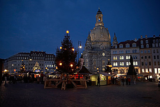 圣诞市场,诺伊马克特,正面,圣母大教堂,时期,建筑,德累斯顿,萨克森,德国,欧洲