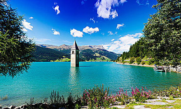 教堂,尖顶,青绿色,湖,特兰迪诺,意大利