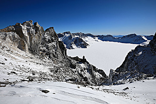 冰雪长白山天池