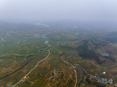 沂蒙山区的小山村