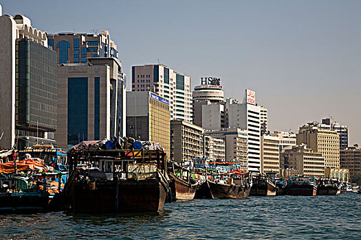 阿联酋,迪拜,迪拜河,线条,停泊,独桅三角帆船,挨着,建筑