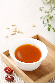 红枣黄芪茶