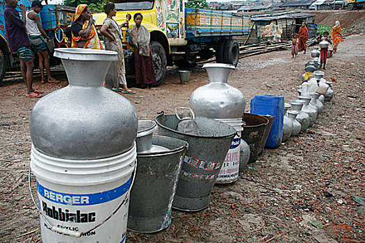 站立,队列,水,贫民窟,居民,放,排列,拿着,区域,达卡,城市,孟加拉,七月,2007年