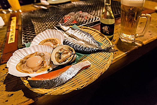 日本料理扇贝,三文鱼