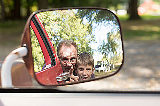 老人,孙子,反射,卡车,后视镜