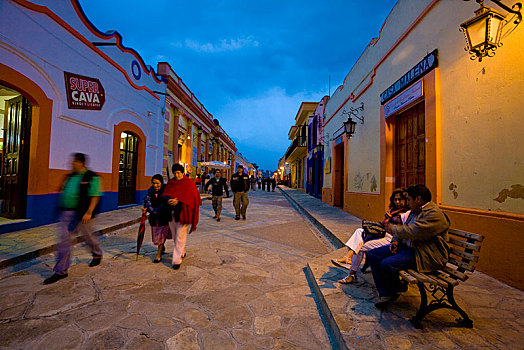 街道,夜晚,圣克里斯托瓦尔,房子,恰帕斯,墨西哥,中美洲