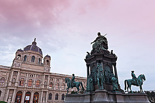 丽城城堡在维也纳举行