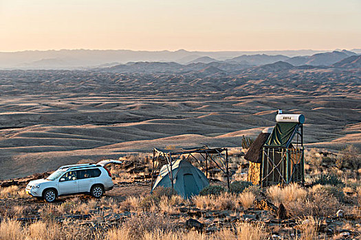 运动型多功能车,靠近,帐蓬,小屋,纳米比沙漠,纳米比亚,非洲