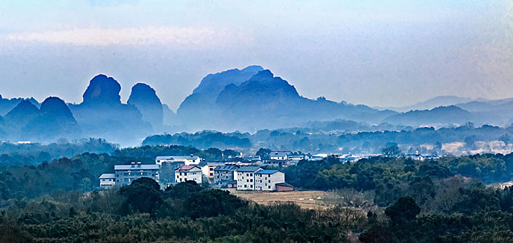 江西省鹰潭市龙虎山国家地质景区自然景观