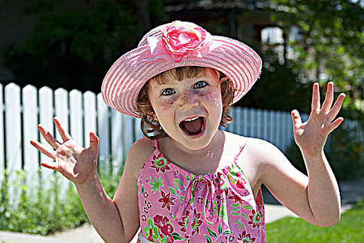 5岁,老,女孩,太阳裙,帽子,展示,惊讶,加拿大