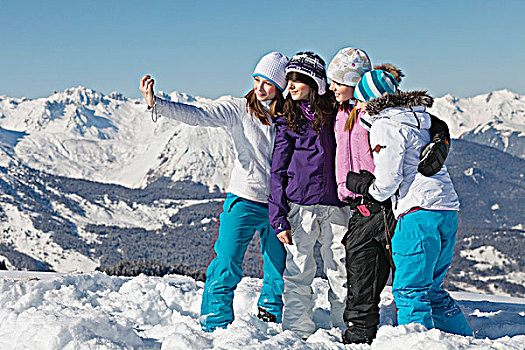 四个,女青年,滑雪,衣服,自拍