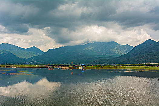 丽江拉市海湿地湖光山色