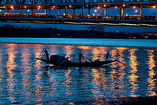 渔船,桥,著名,象征,加尔各答,西孟加拉,河,城市,印度,七月,2009年