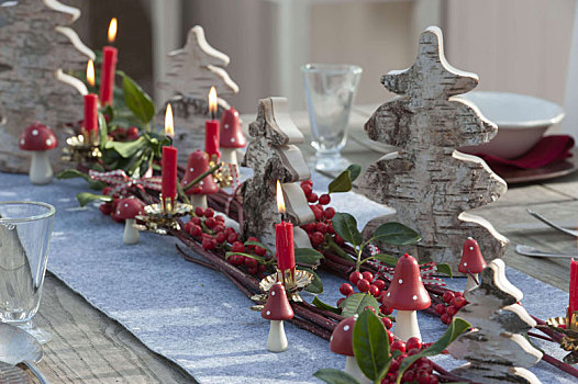 桌子,小,圣诞树,桦树,红色浆果